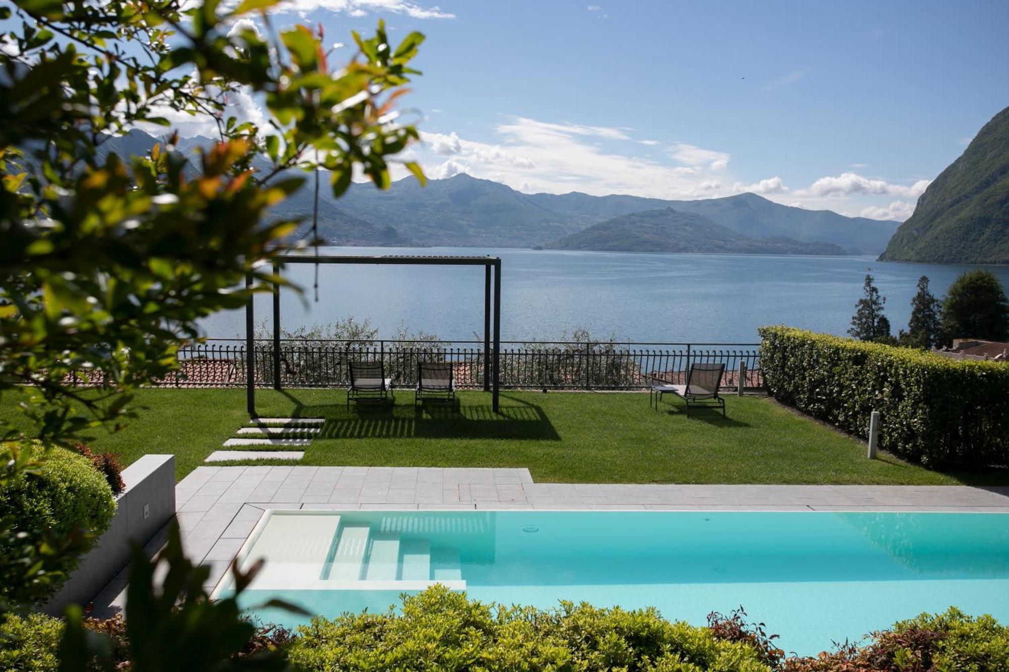 Ai Ronchi B&B Riva di Solto Exterior photo