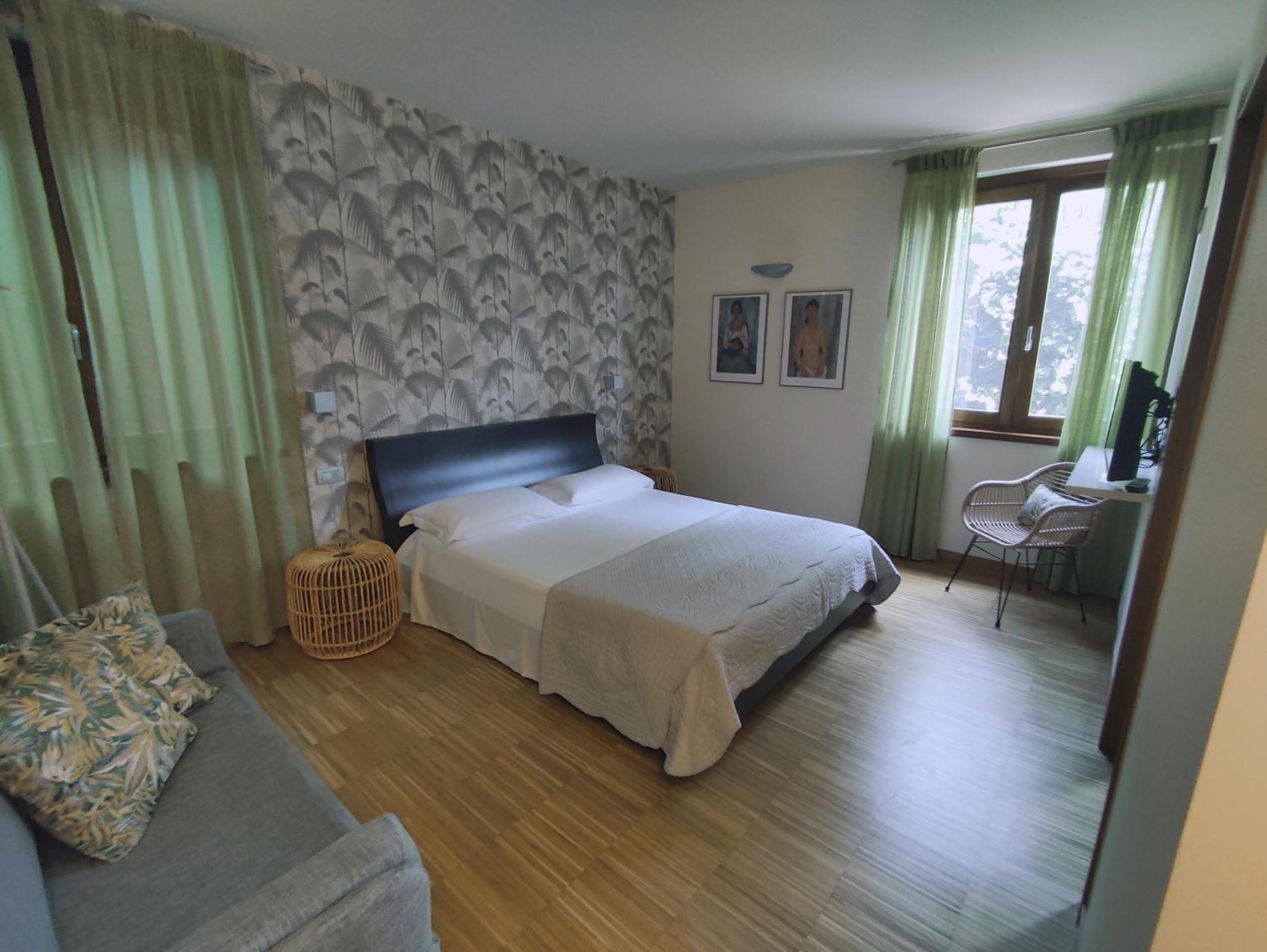 Ai Ronchi B&B Riva di Solto Exterior photo