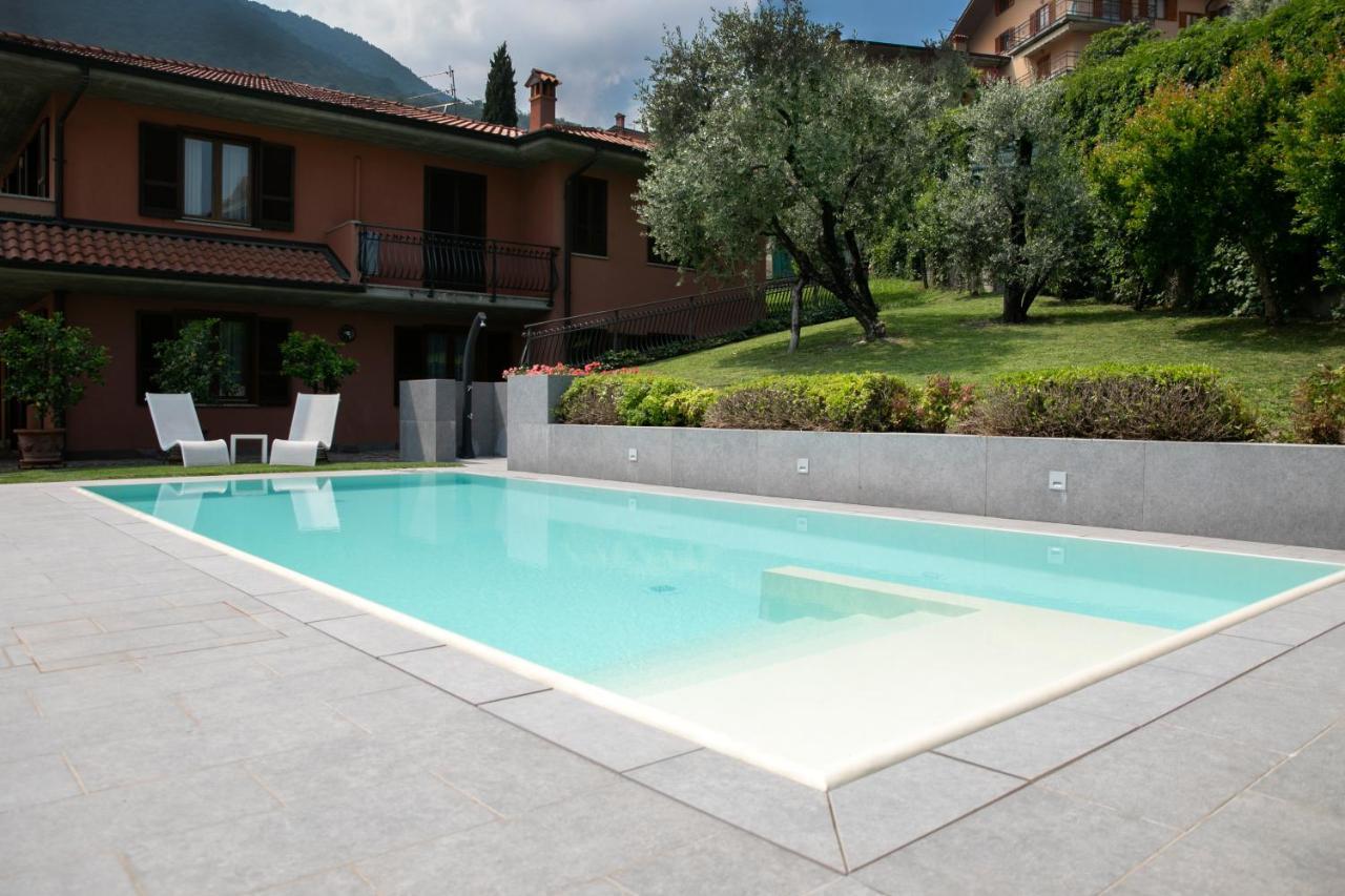 Ai Ronchi B&B Riva di Solto Exterior photo